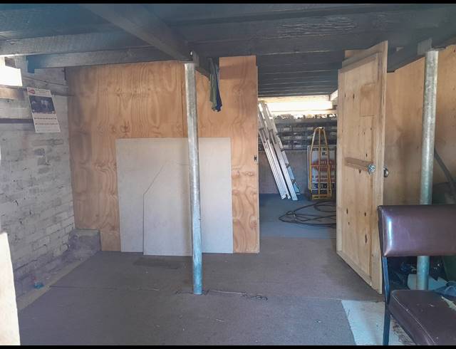 683M² OFFICE FOR SALE IN WINDERMERE